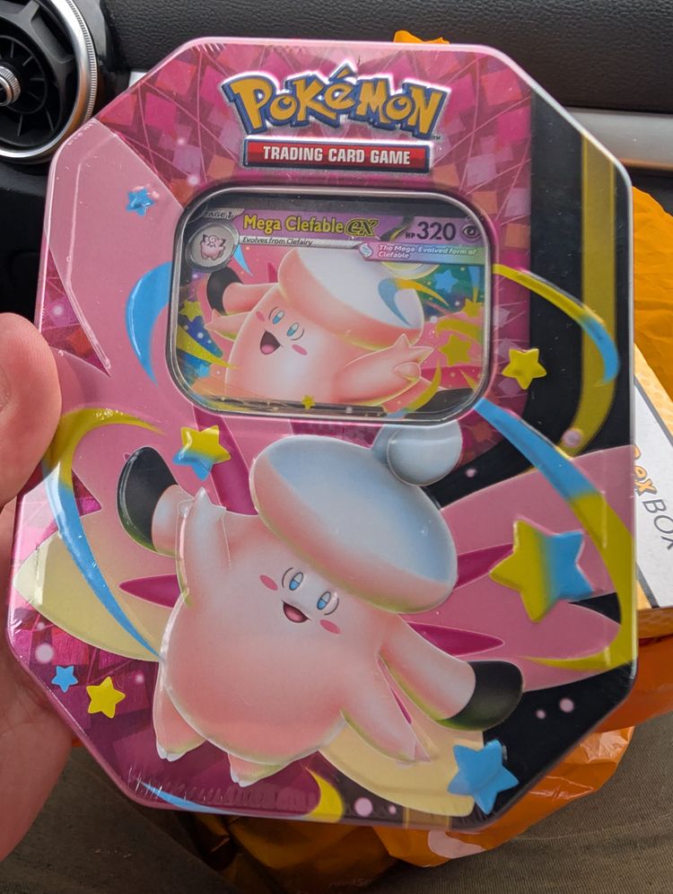  Mega Clefable moonlit Tin
