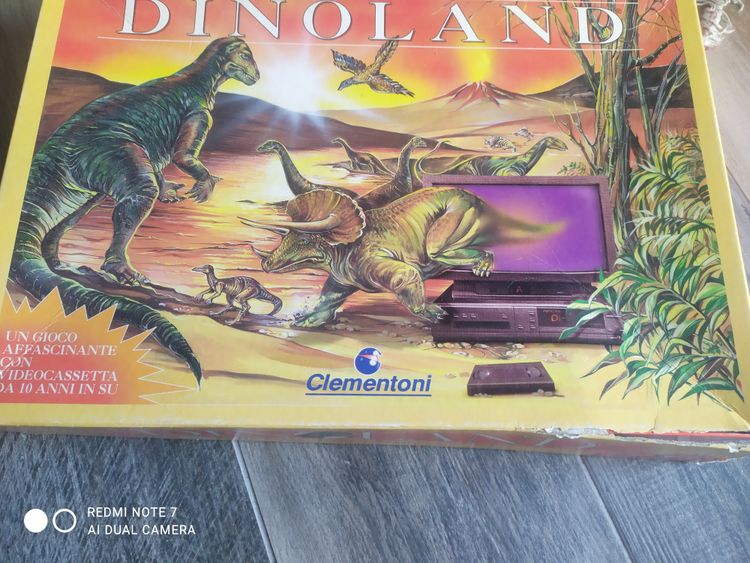 Dinoland Board Game