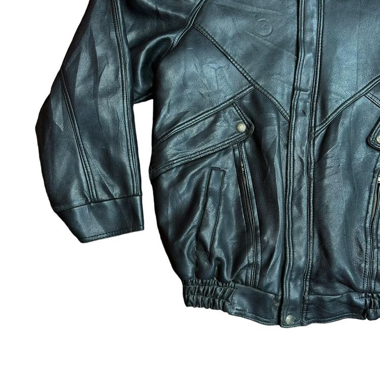 LEATHER JACKET 3