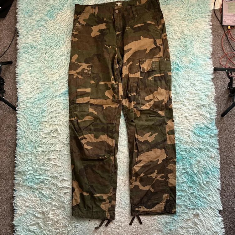 Khaki Camo Carhartt Cargo Pants - W32 L32 imagen 3