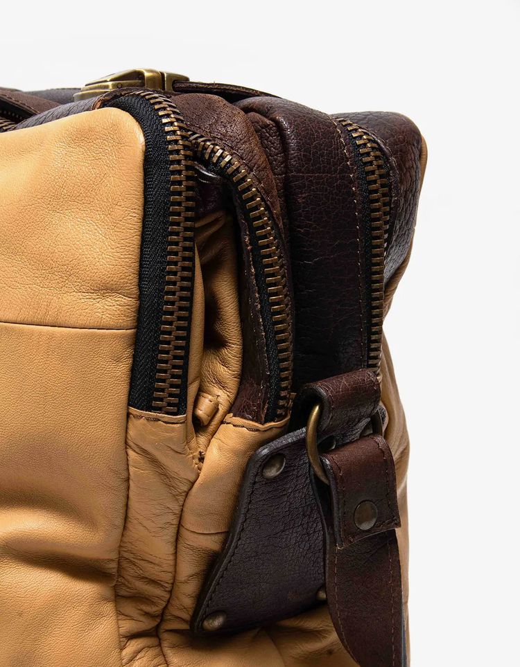 Immagine di collection PRIVÉE? Italian Lambskin & Calfskin Multi-Compartment Messenger Bag 14