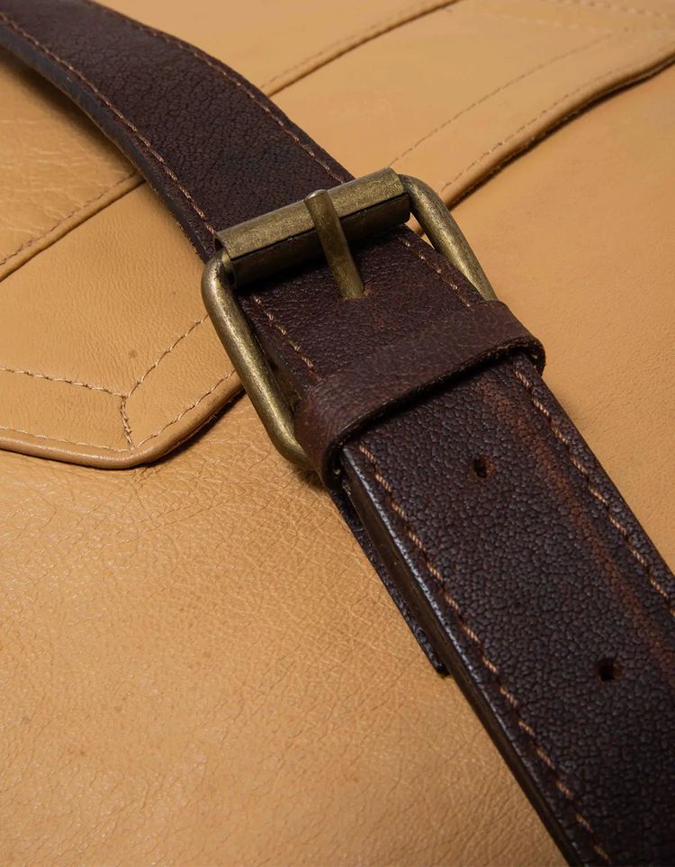Immagine di collection PRIVÉE? Italian Lambskin & Calfskin Multi-Compartment Messenger Bag 12