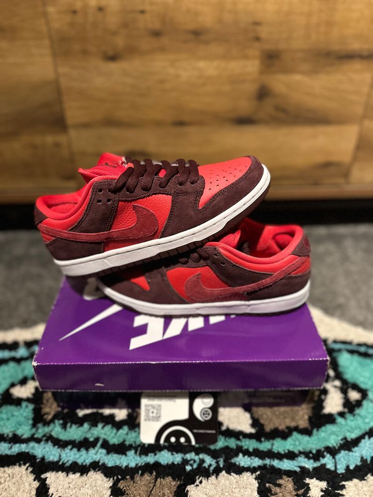 Nike dunk SB “Cherry” U.K. 4 imagen 2