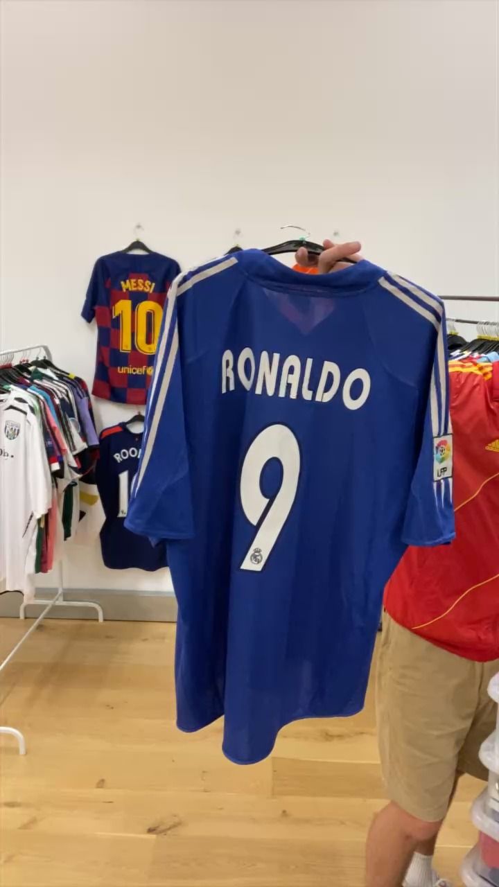 Adidas Originals 04 05 REAL MADRID 3RD SHIRT ADIDAS RONALDO 9 XL product image