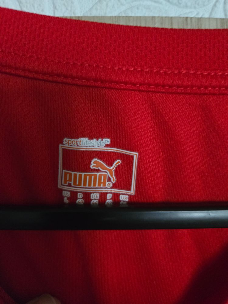 red Puma sportswear top 2