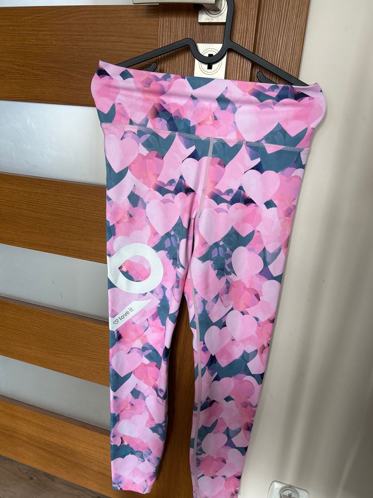 Love it M 38 Pink Heart Patterned Leggings