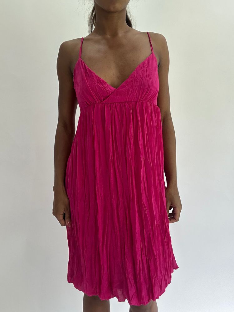 💚colourmaxxing drop | small/medium pink draped midi dress