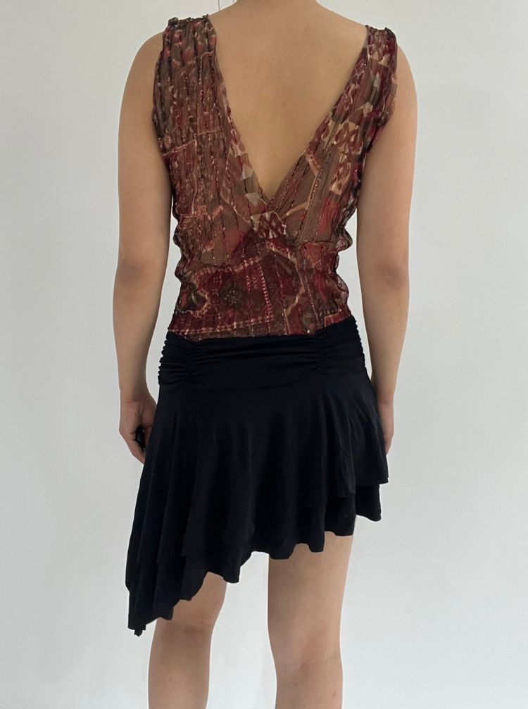 ‼️small black dress with burgundy sequin mesh detail image 3