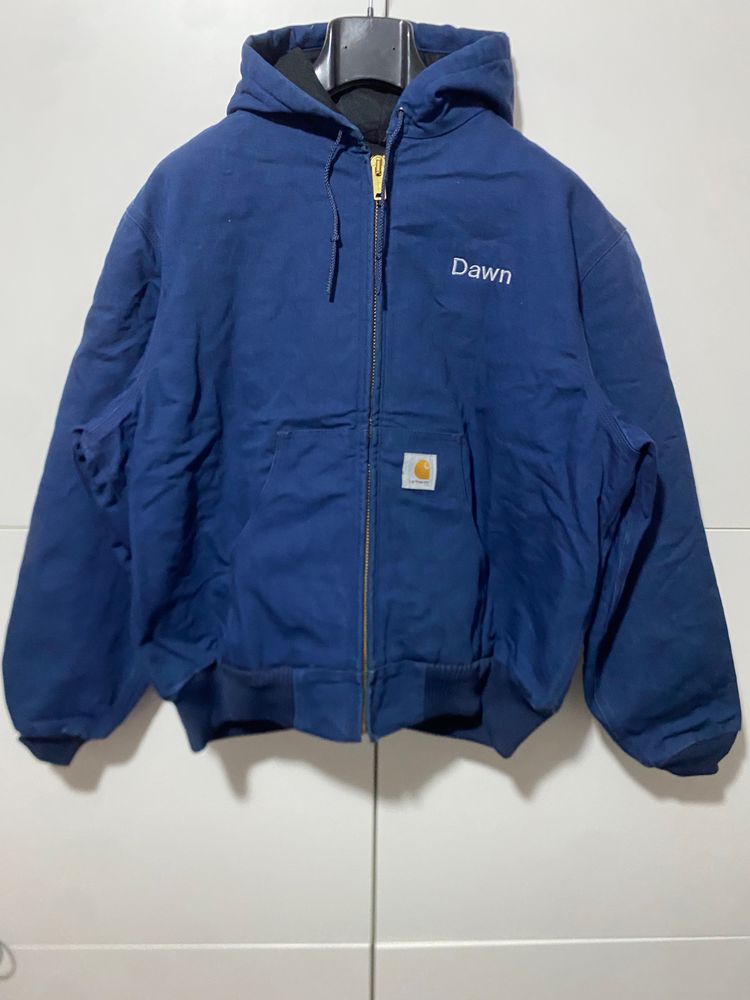 Carhartt USA J04 NVY Active Jacket, blue, with front and back patch, used, in excellent condition.