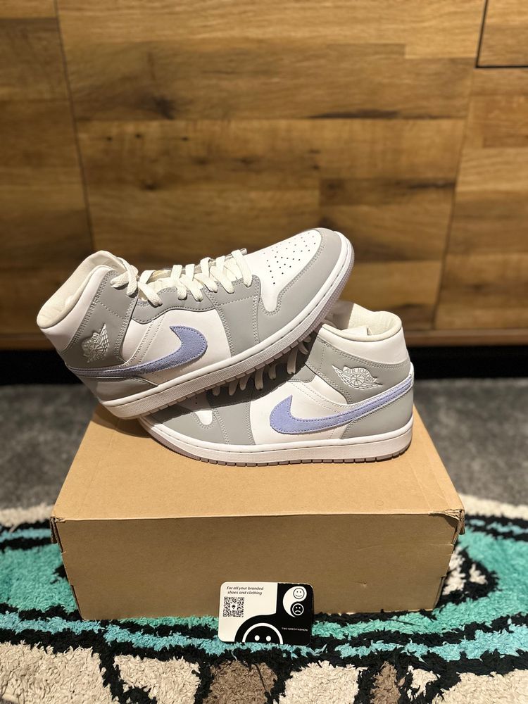 Jordan 1 Retro High “Wolf Grey Aluminium” U.K. 7.5 image 2