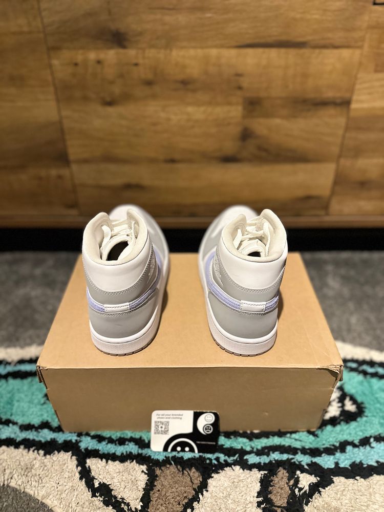 Jordan 1 Retro High “Wolf Grey Aluminium” U.K. 7.5 image 5