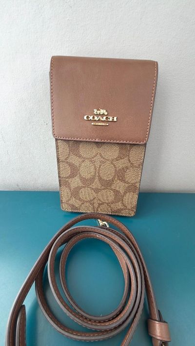 Coach Phone Crossbody In Signature Canvas damaged