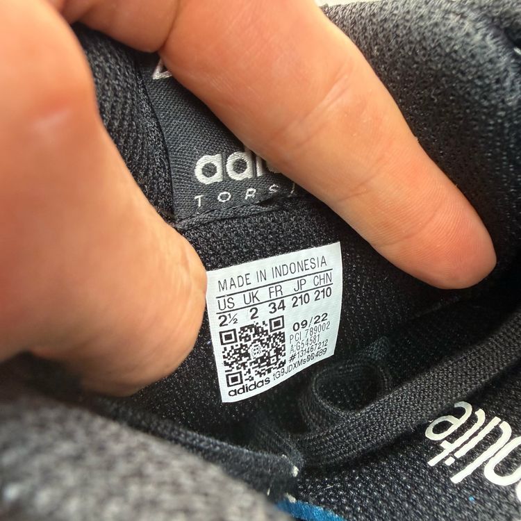 Adidas ZX Flux Size UK 2 Core Black Children Kids Trainers G54581 image 10