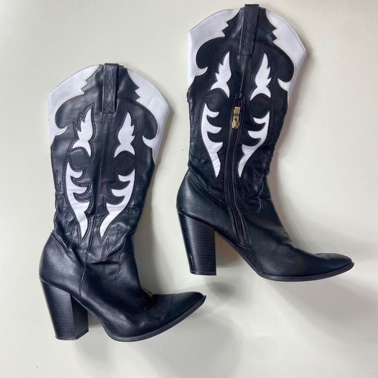 Black And White Leather Cowboy Boots 3