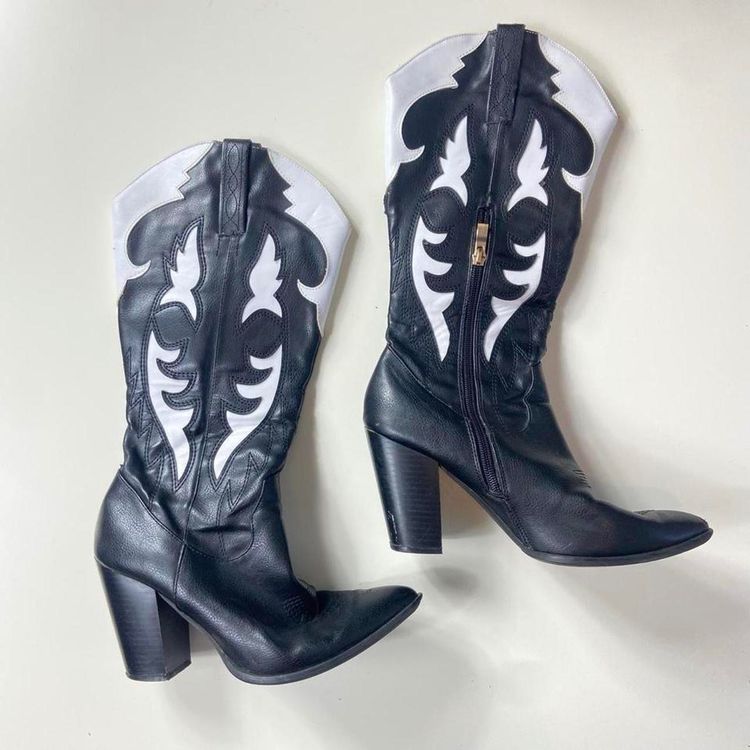 Black And White Leather Cowboy Boots