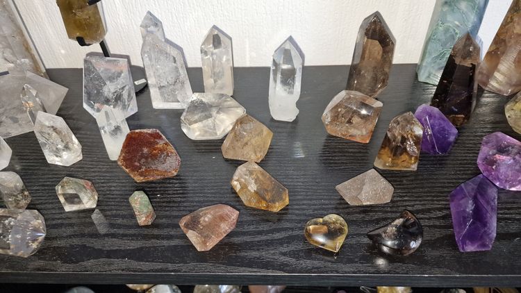 Variety of Polished Crystal Freeforms