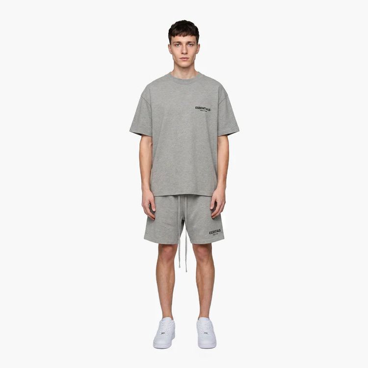 Immagine di Fear of God Essentials (SS22) Dark Oatmeal - Summerset (T-Shirt & Short) 3