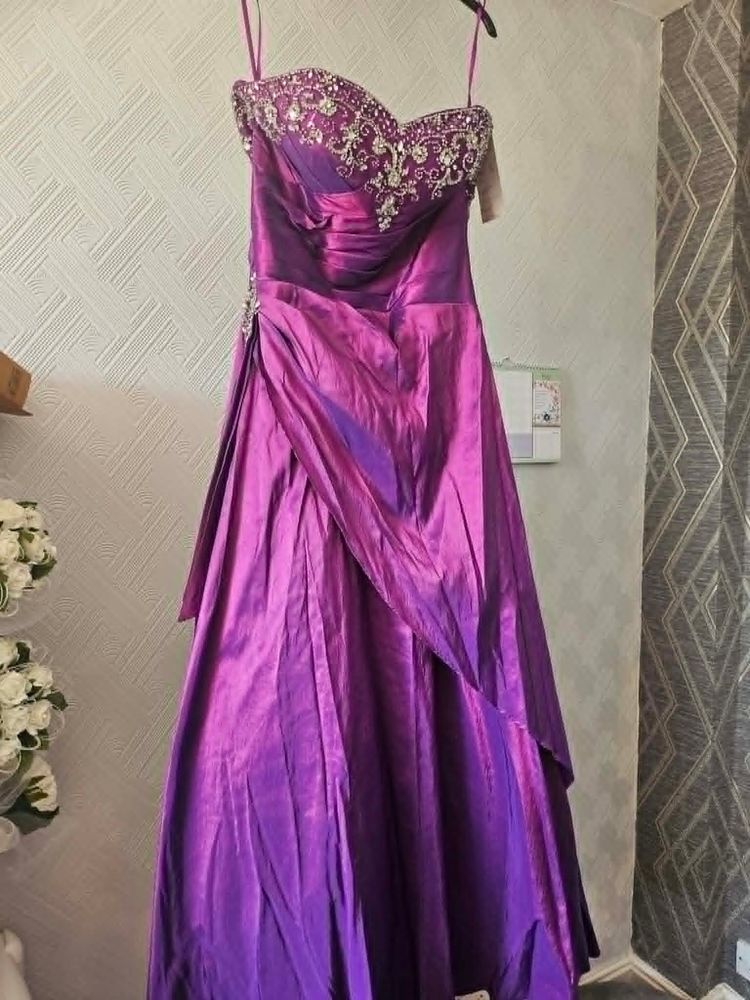 womens prom dress 