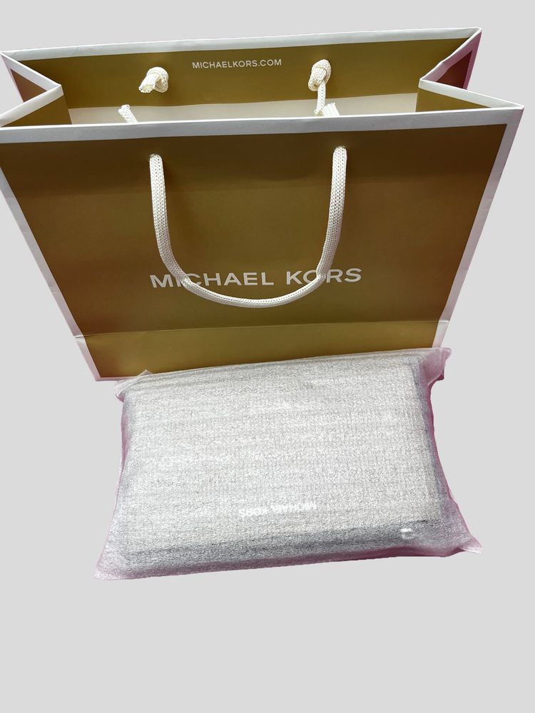 Michael Kors Wristlet Wallet clutch  8