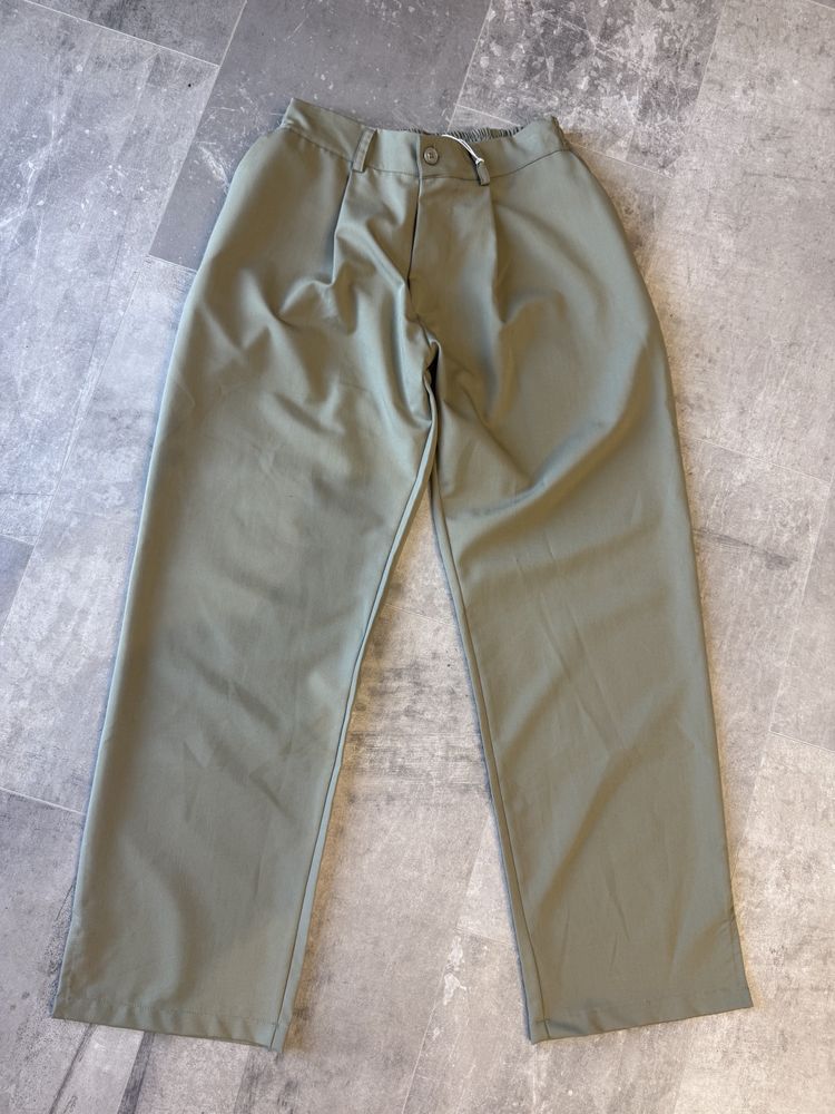 Other green trousers product image