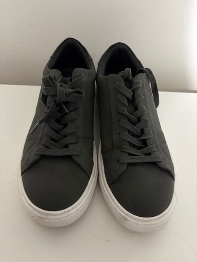 Clarks Premium Classic Trainer Sneakers