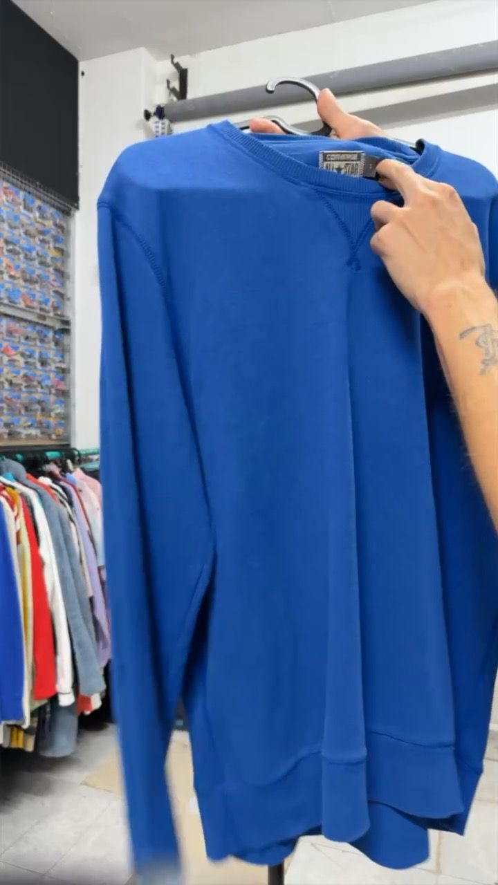 19.  SUDADERA CONVERSE - M