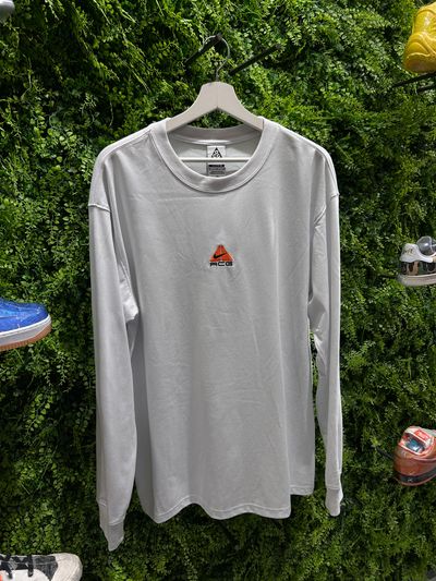 Nike Acg Long Sleeve Shirt