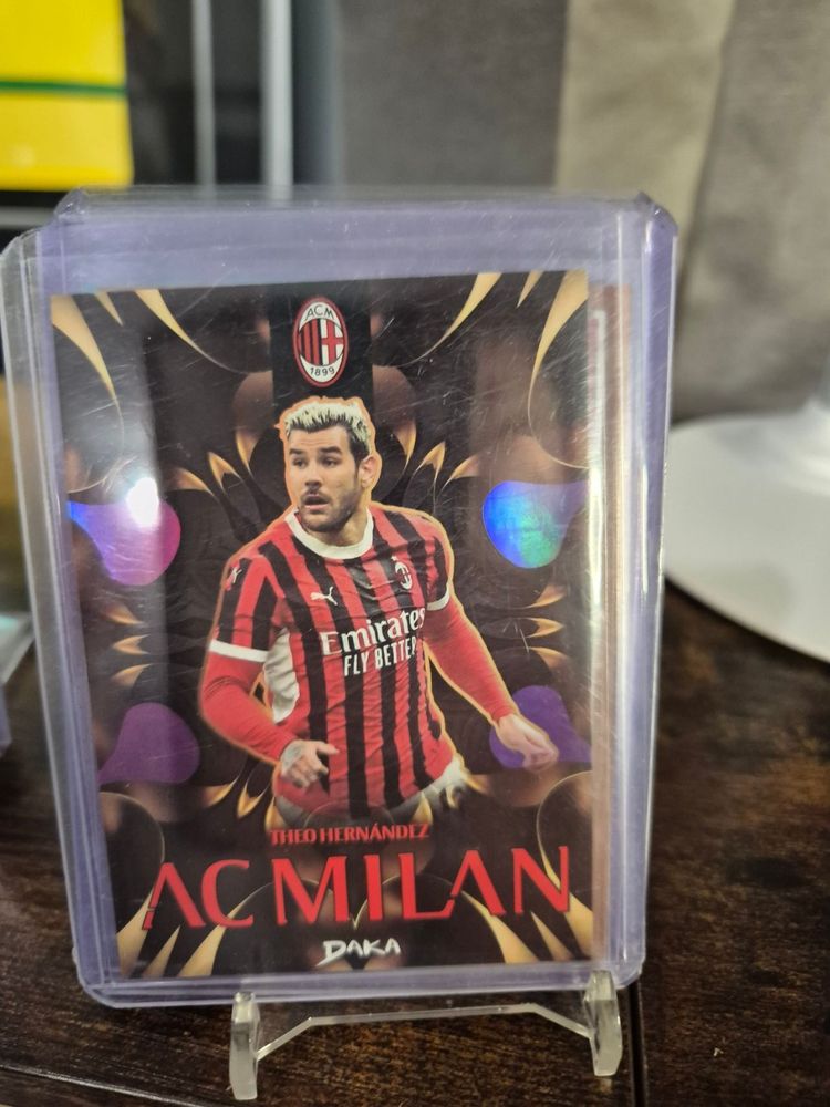THEO HERNANDEZ /199 AC MILAN image 1