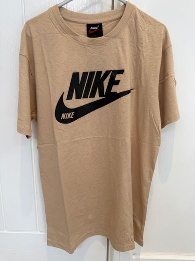 Nike Beige T-Shirt - Factory Seconds