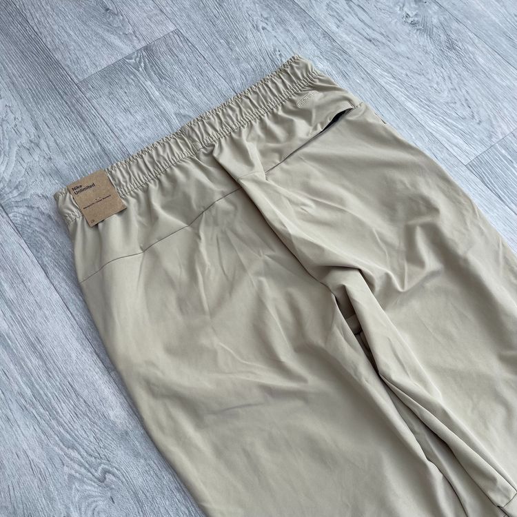 Immagine di Nike Dri Fit Unlimited Versatile Cargo Track Pants Bottoms - Beige [FB7548-251] 5