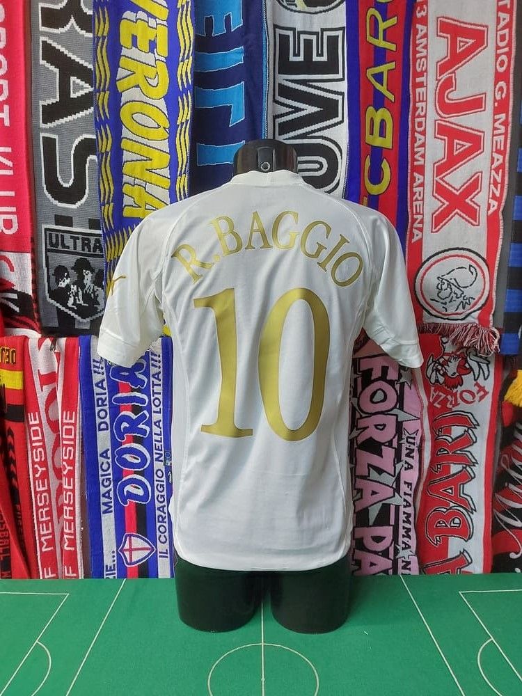 Italia Away 2004 Baggio – Size S