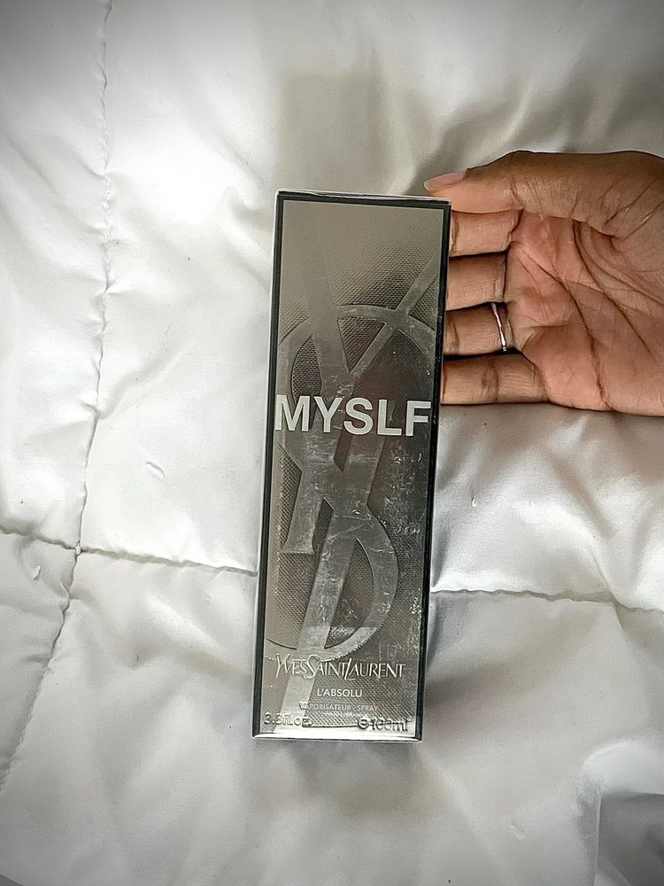 Yves Saint Laurent Myslf Eau De Parfum