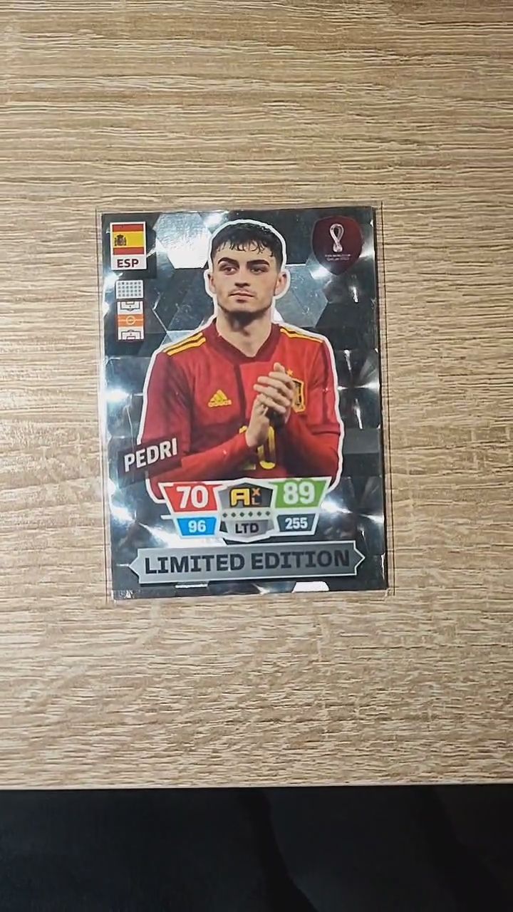 Topps Pedri Limited Edition image 1
