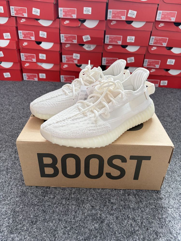 ADIDAS YEEZY BOOST 350 V2 image 1