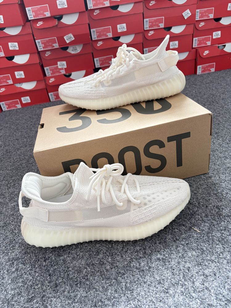 ADIDAS YEEZY BOOST 350 V2 image 2