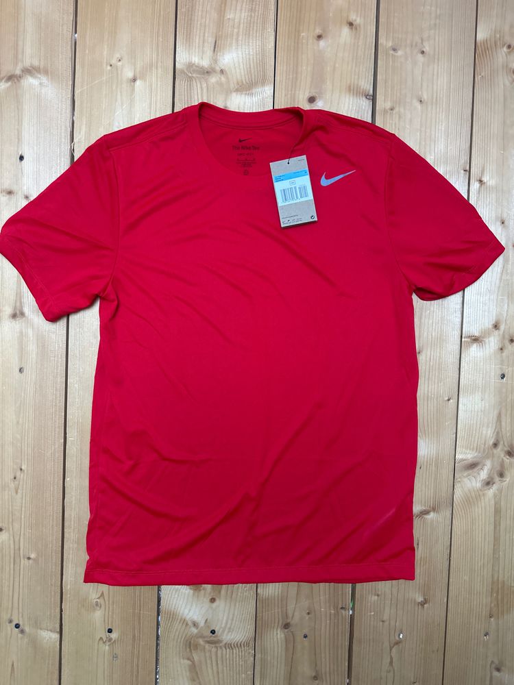Nike Nike Red Short Sleeve T-Shirt product image
