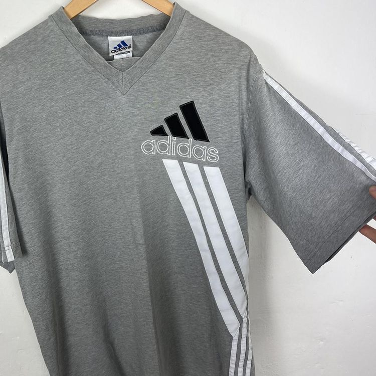 Vintage adidas t shirt XL 3