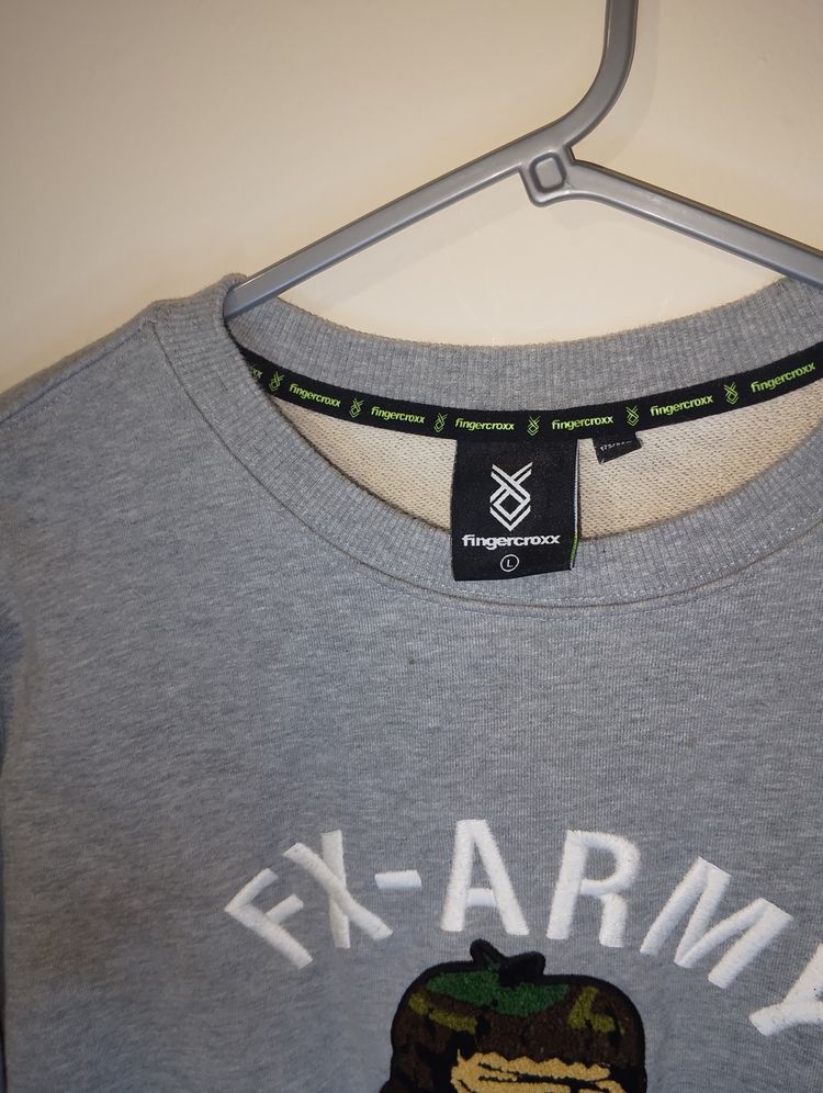 Fingercroxx Grey Sweatshirt 3