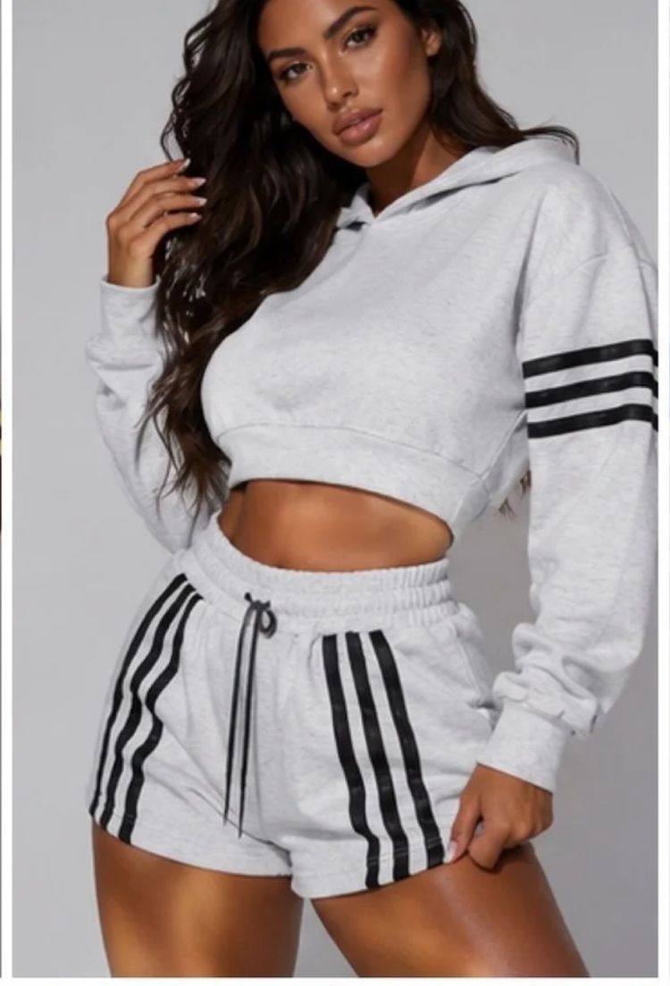 Set Grey Cropped Hoodie And Shorts Set product image