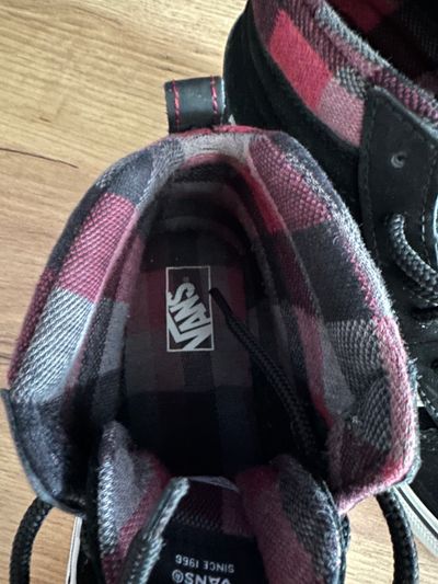 Buty Vans Sk8-Hi Youth – czarne trampki wysokie w kratkę 9