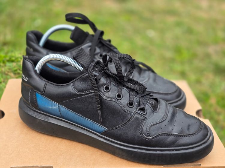 Karl Lagerfeld Black Leather Sneakers
