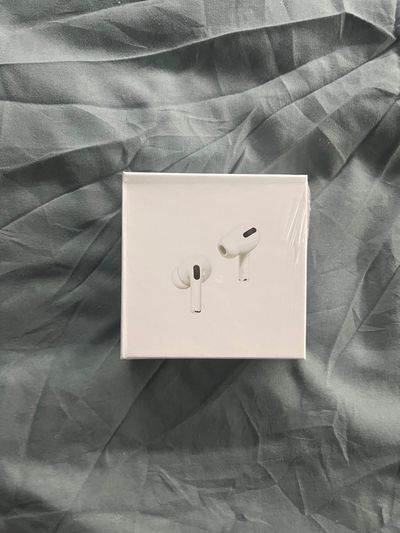 Wireless Earbuds With Charging Case