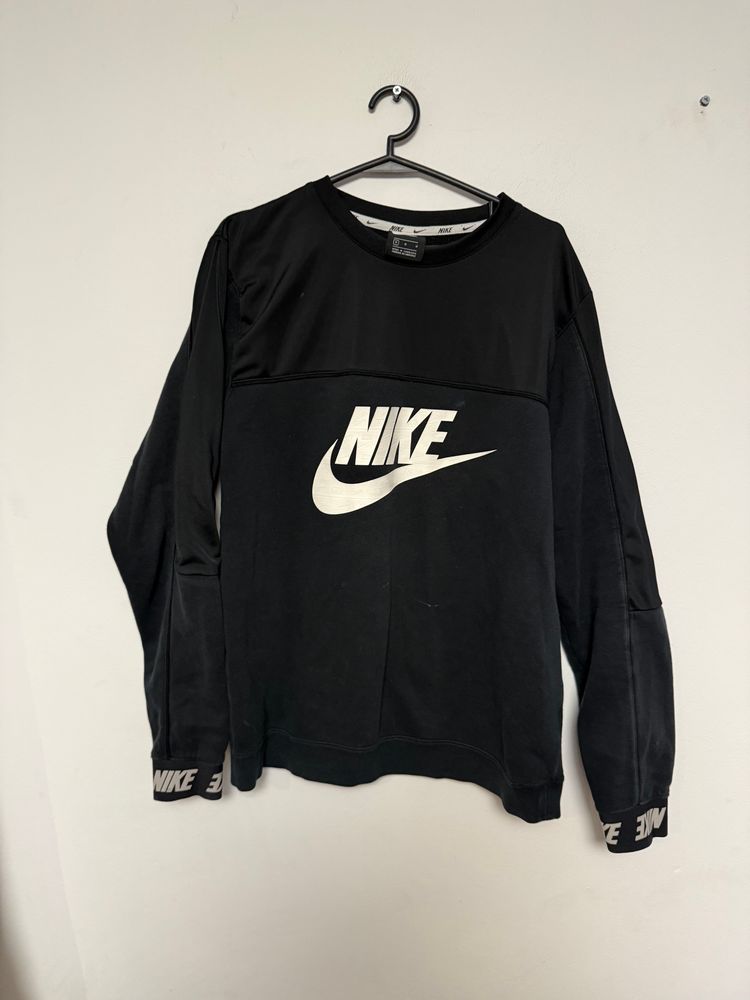 Nike Black Sweatshirt