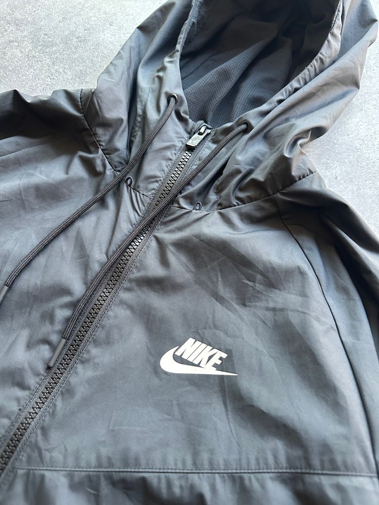 Nike  Hooded Jacket (M) image 2