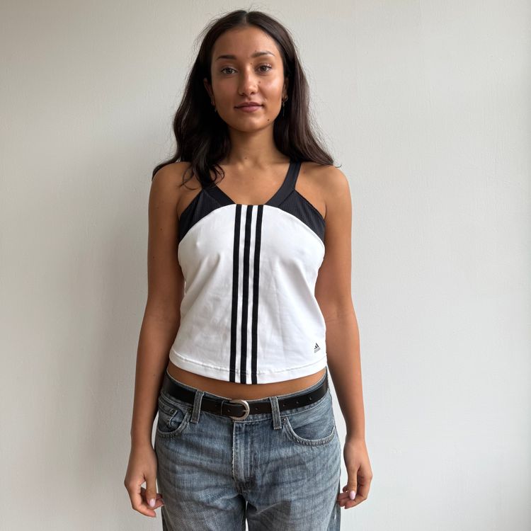Immagine di White Adidas 3 stripe top - Size S-M 9