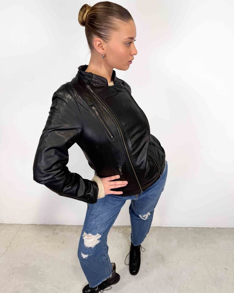 The Iris leather jacket 5