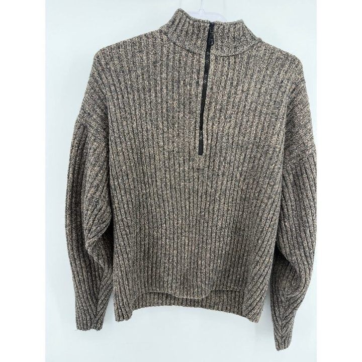 Specialty Collection Ribbed Knit Sweater With Half Zipper obraz 1