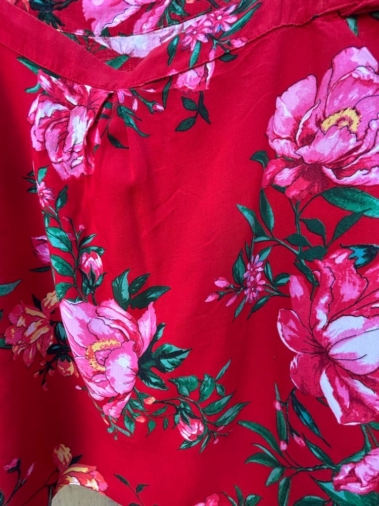 Dorothy Perkins Floral Print Red Cold Shoulder Top imagen 2