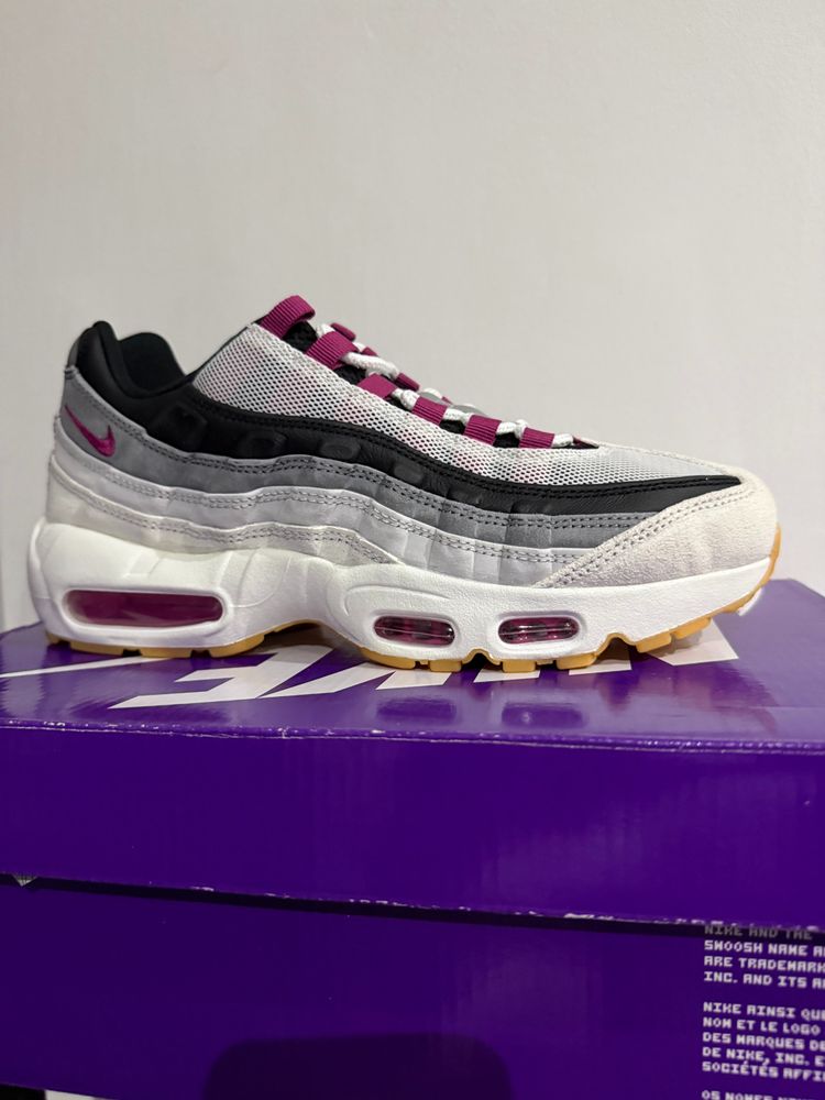 Nike Air Max 95 SB - uk 8 