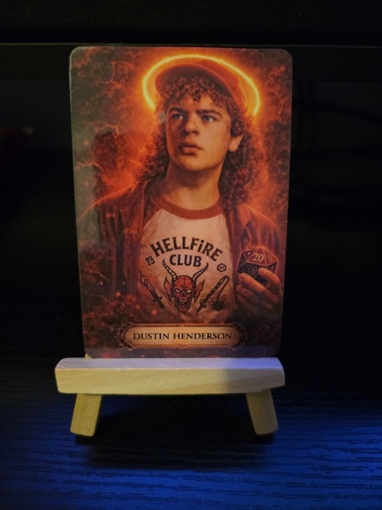 Dustin Henderson Collectible Card